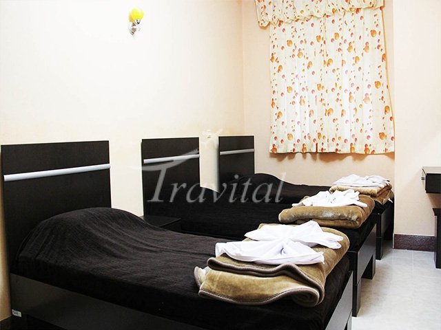 فندق أفتاب اراك 5