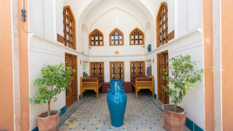 إقامة تقليدية میناس اصفهان 2