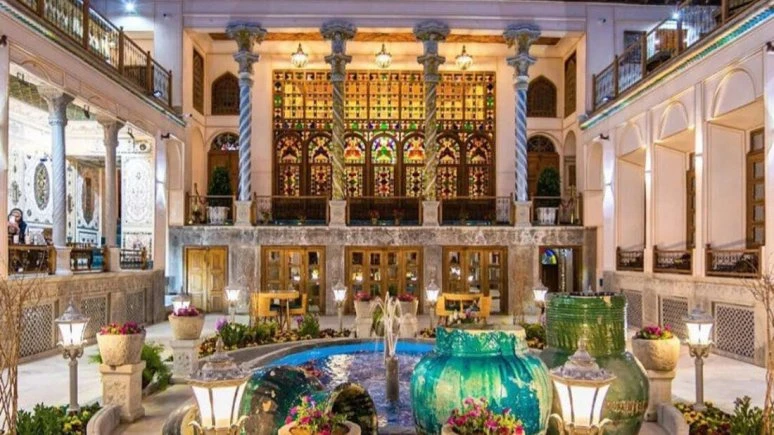 إقامة تقليدية عمارت شهسواران اصفهان 12