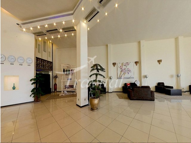 فندق نغارستان کاشان 7