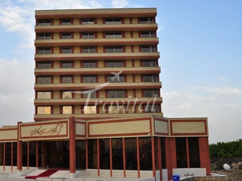 فندق نغارستان کاشان 12