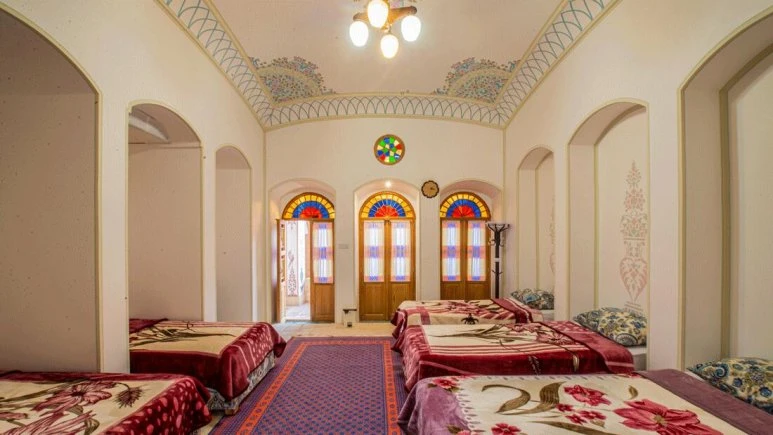 إقامة تقليدية امیر السلطنه کاشان 1