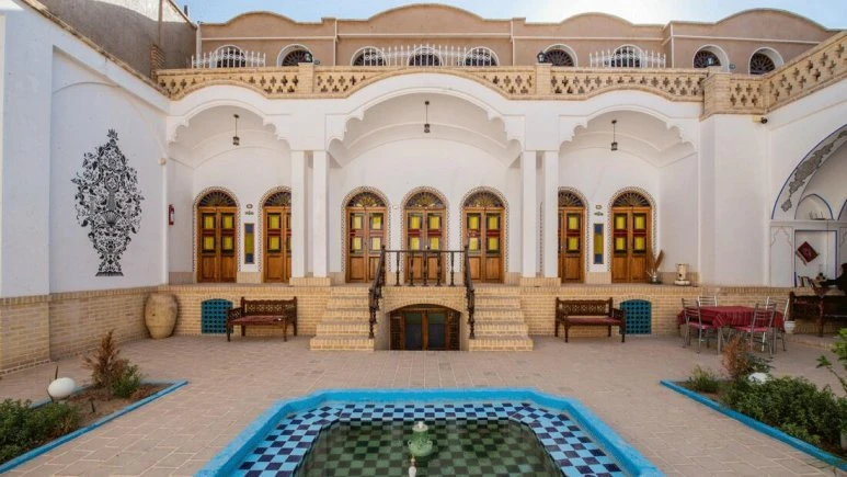 إقامة تقليدية آمیرزا کاشان 8