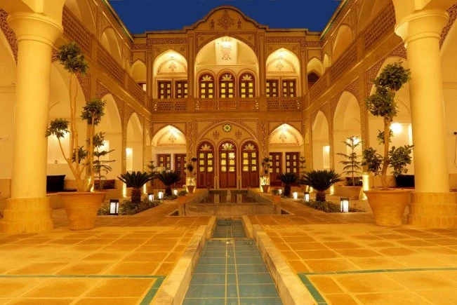 إقامة تقليدية عمارت ماندکار کاشان 12