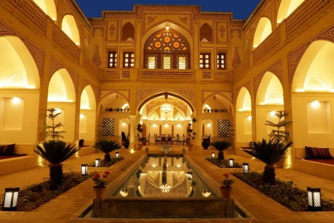 إقامة تقليدية عمارت ماندکار کاشان 15