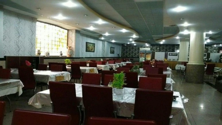 فندق سفرا طلایی مشهد 4