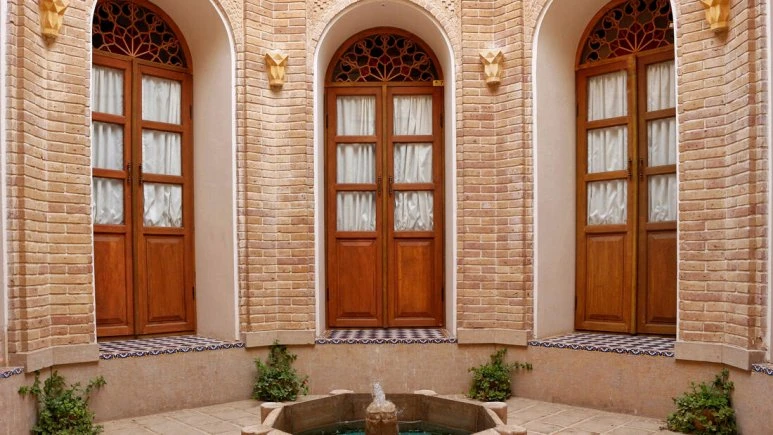 بوتیک فندق ایران مهر شيراز 3